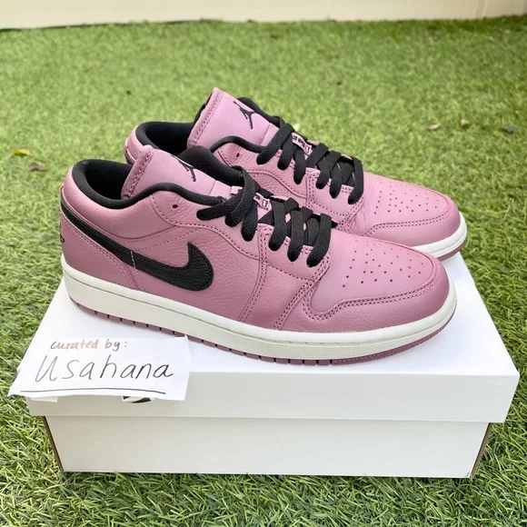 Nike Air Jordan 1 low berry shoes - Picture 3 of 4